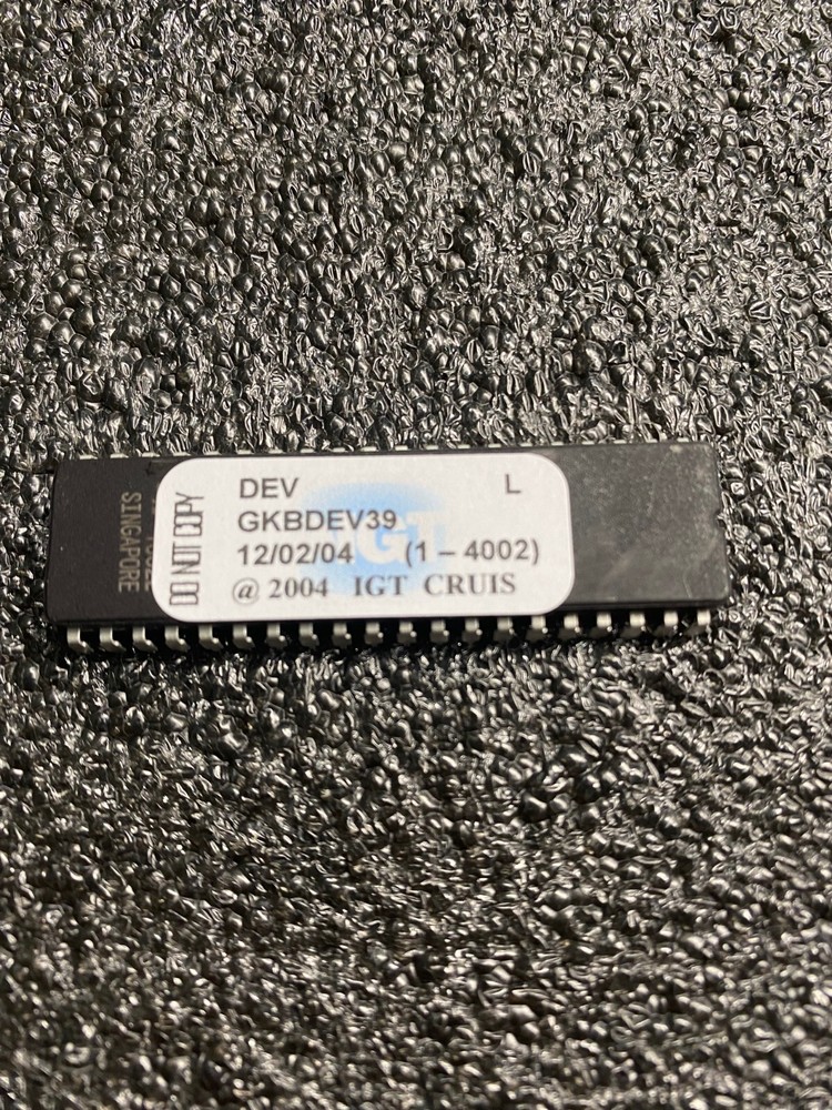 IGT  GKBDEV39  GAME KING LEAVE-IN BOOT CHIP FOR 044 BOARDS- OEM ORIGINAL