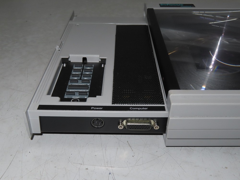 InFocus Systems PanelBook 750 LCD Projection Panel **No Power Adapter**