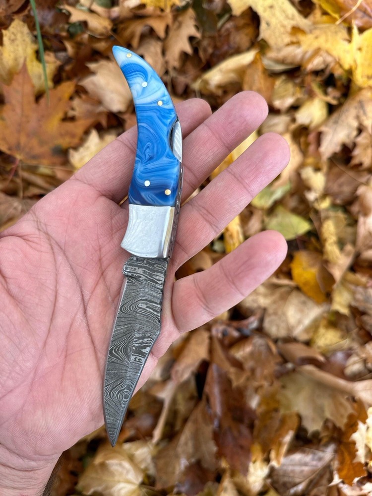 Handmade Damascus Folding Blade Pocket knife Tactical Multi-Tool - Best Gift