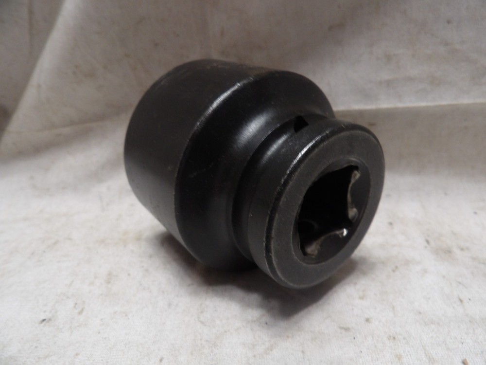 Williams 3/4" Drive 1-11/16" Impact 12 pt. Socket 38454