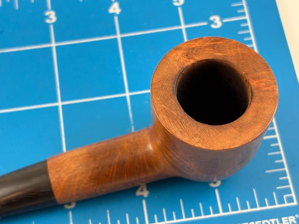 SORENSEN HAND MADE DENMARK # 68 BRIAR BILLIARD PIPE