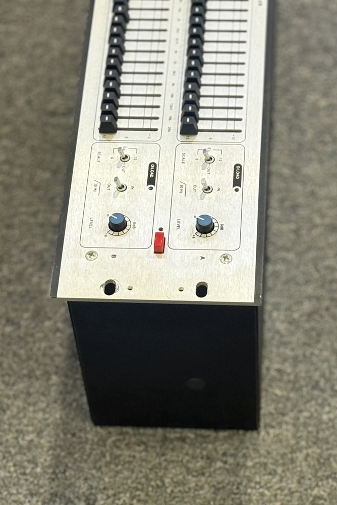 Klark Teknik DN360 2 Channel 30 Band Graphic EQRack Mount Equalizer Processor