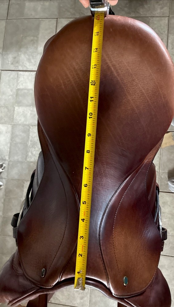 Stubben Portos Elite 16’ Saddle