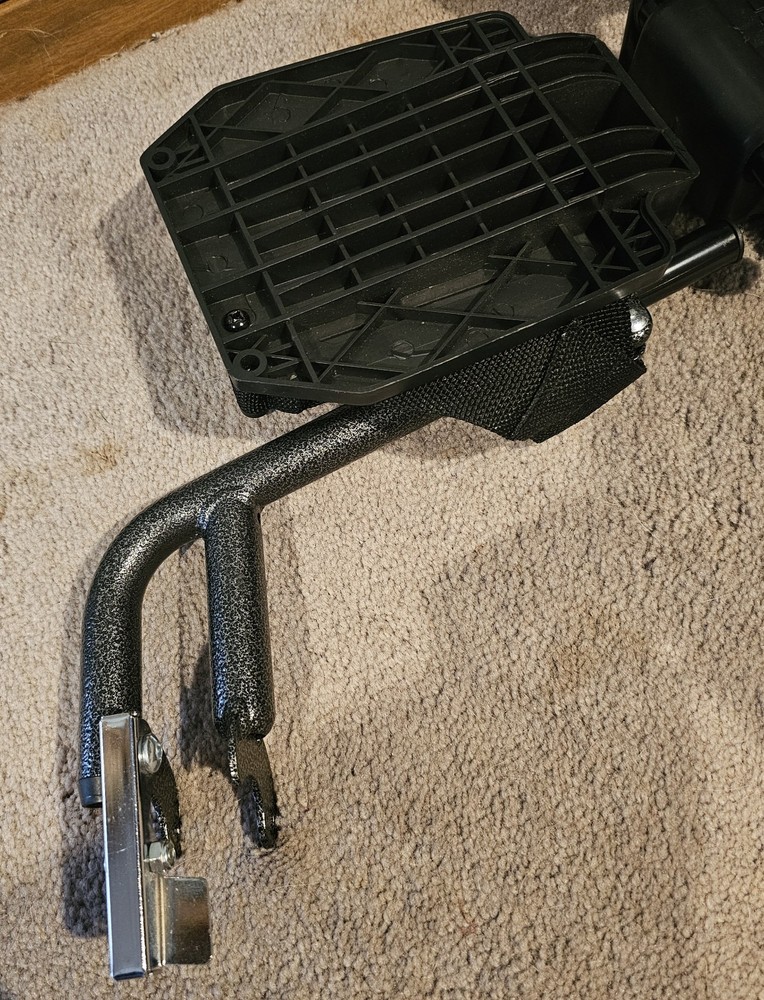 Wheelchair Replacement Foot Rests, Right/Left