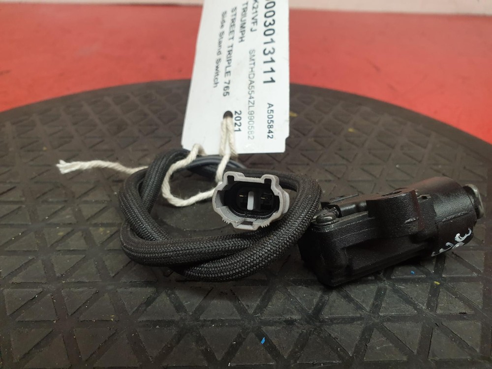 2021 TRIUMPH STREET TRIPLE 765 SIDE STAND SWITCH