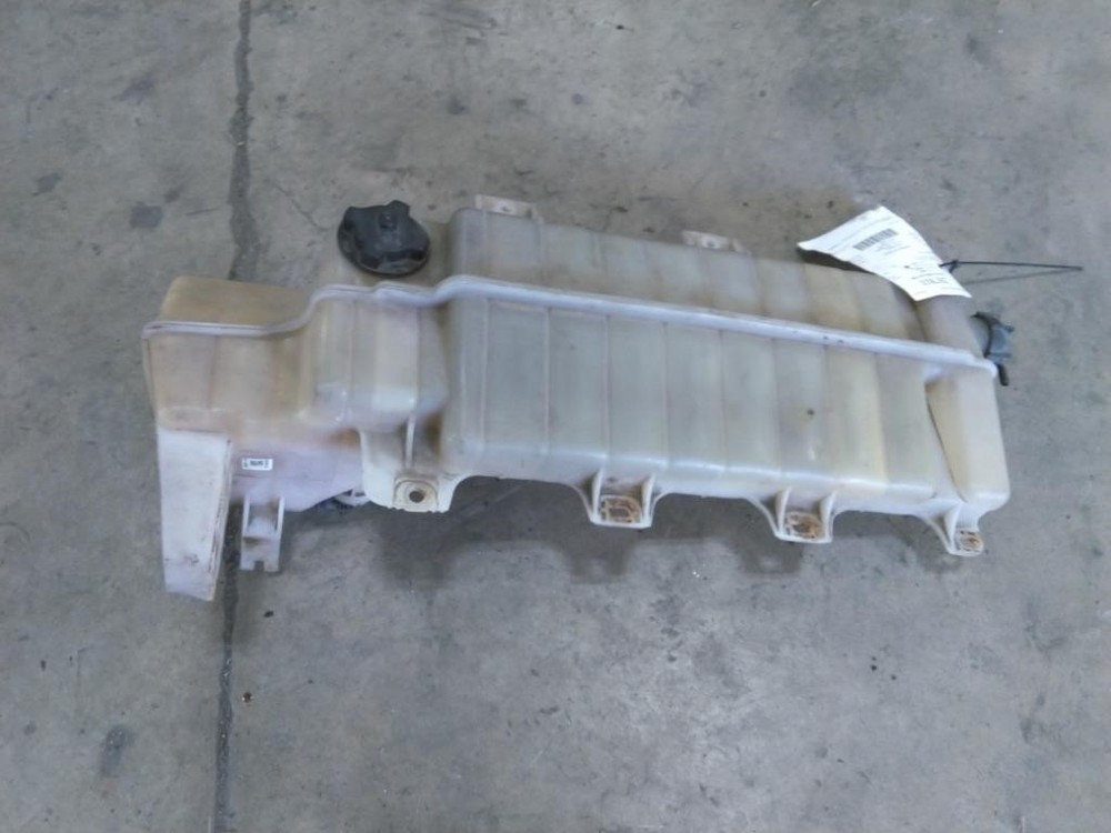 For 2015 VOLVO VNL RADIATOR OVERFLOW TANK , MD