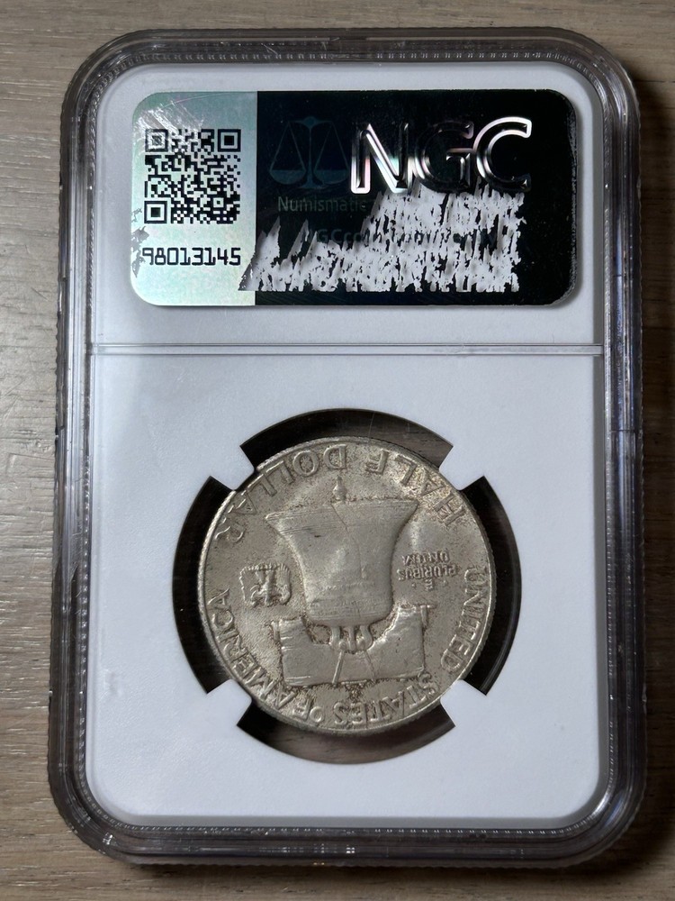 1949 S 50C Franklin Half Dollar- NGC MS64