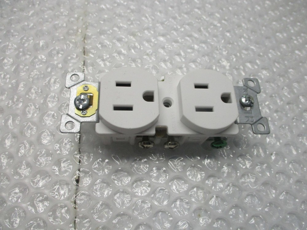 SQUARE D E515052 RECEPTACLE WHITE NSNP