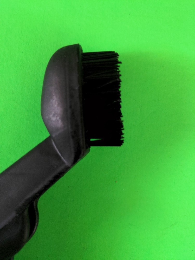 Nylon Bristle Brush, 12 Pack, 5in Handle.