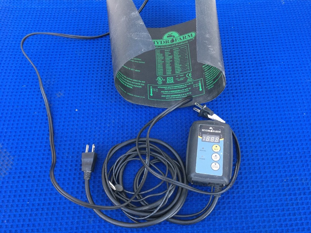 Hydrofarm  9 x 18 Heat Mat With Temperature Sensor / Controller Tested Working