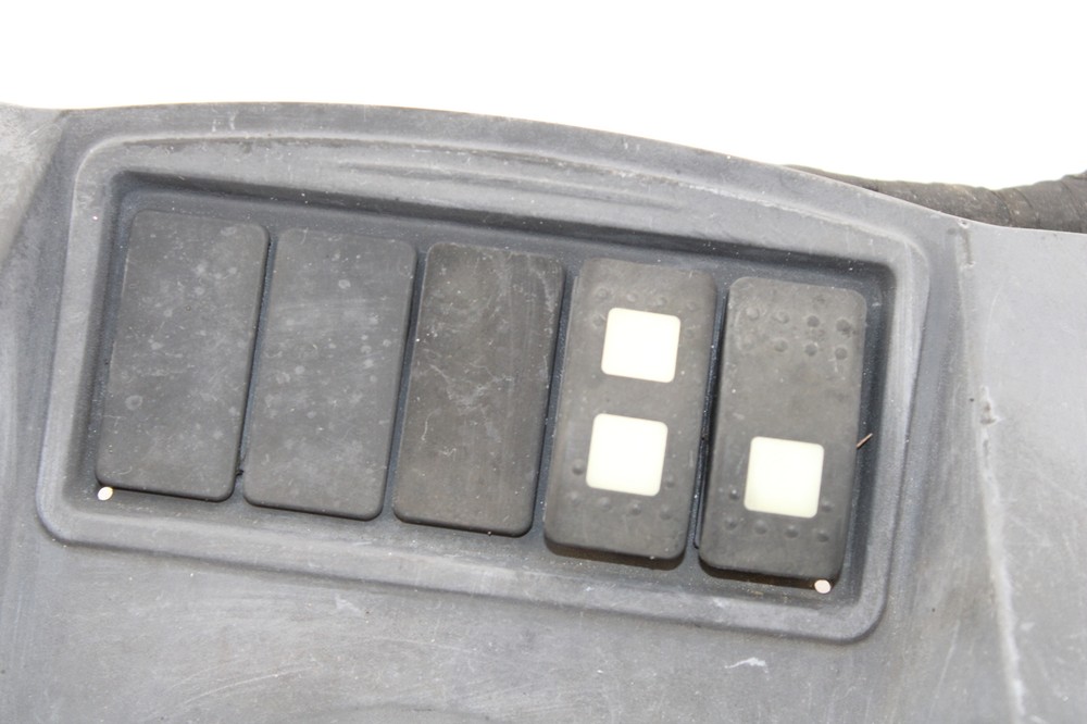 10-12 Spyder RT SWITCH BUTTON DASH CONTROLS TRIM PLASTIC
