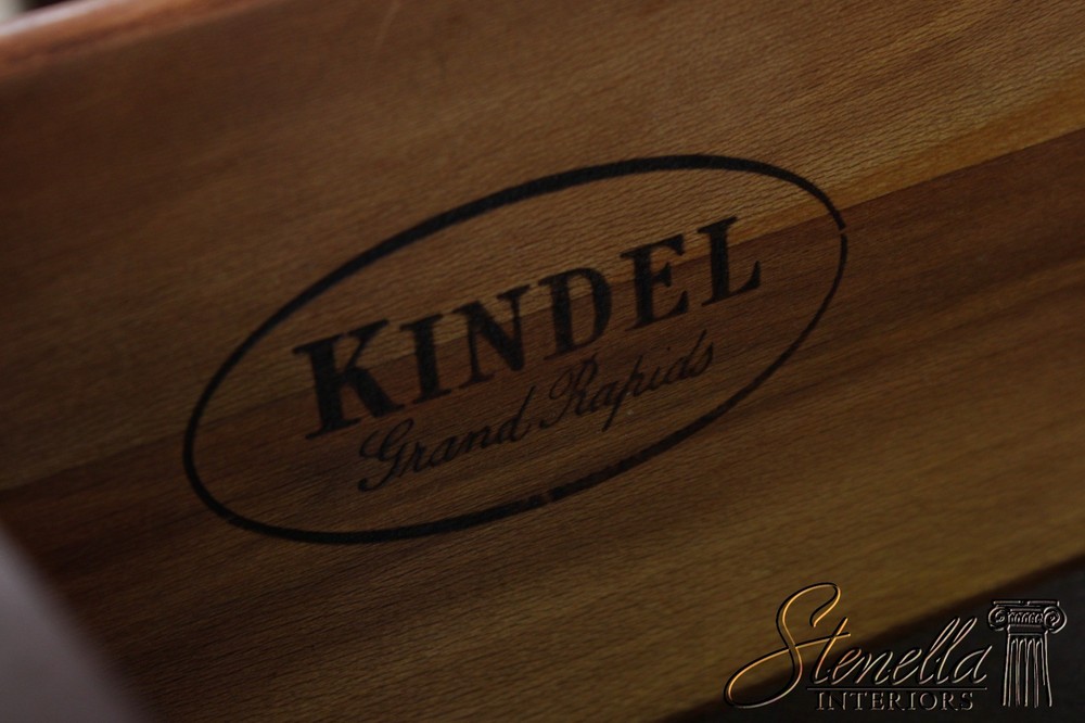L70438: KINDEL Mahogany Hepplewhite Style Sideboard Buffet
