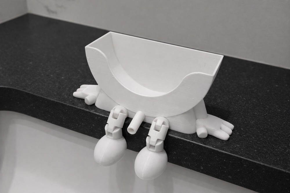 Sponge Daddy "Well-Equipped" Sitting Holder - Self-Draining Sink Caddy
