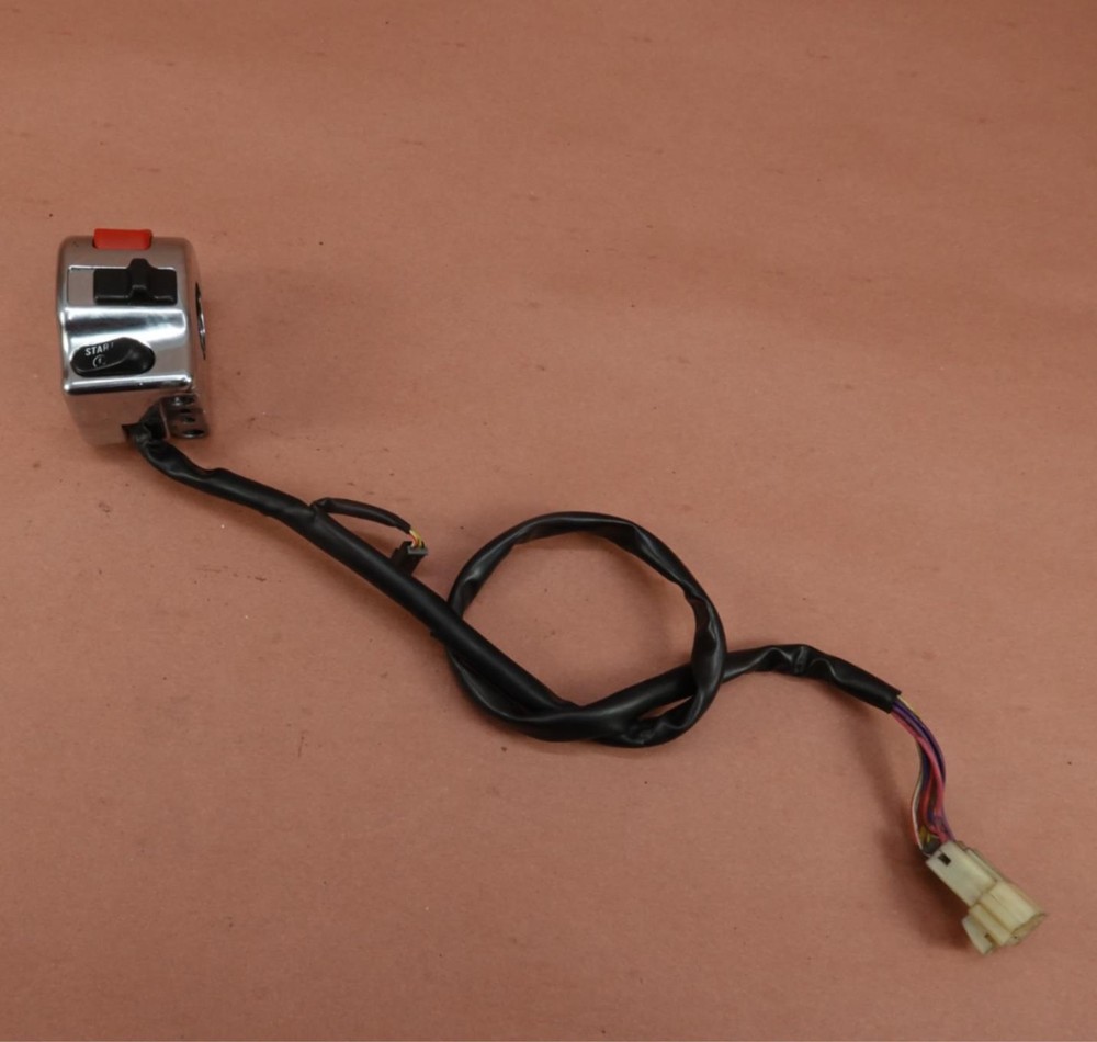 2005 05-07 VICTORY Hammer Right Handlebar Stop Start Kill Switch