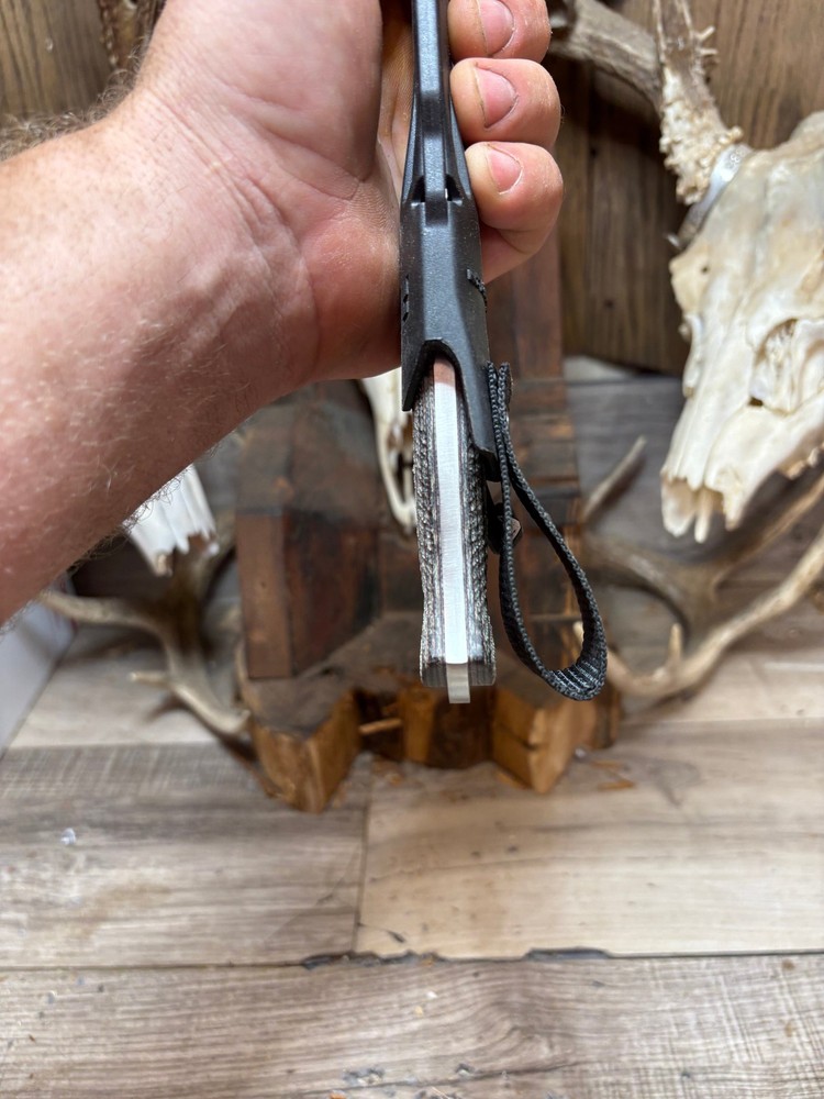 Fallkniven F1X Handles