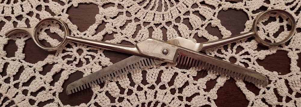 Vintage Solingen Germany Barber Scissors Thinning Shears 7"