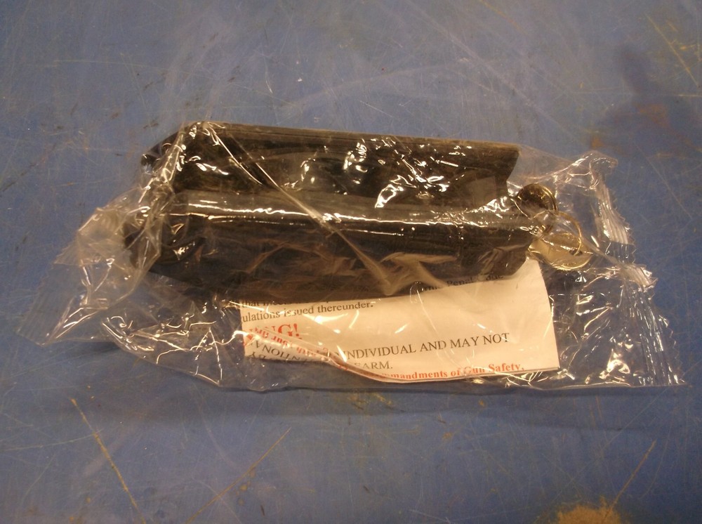 REGAL MODEL RTL06 TRIGGER LOCK W/2 KEYS REMINGTION GUNS