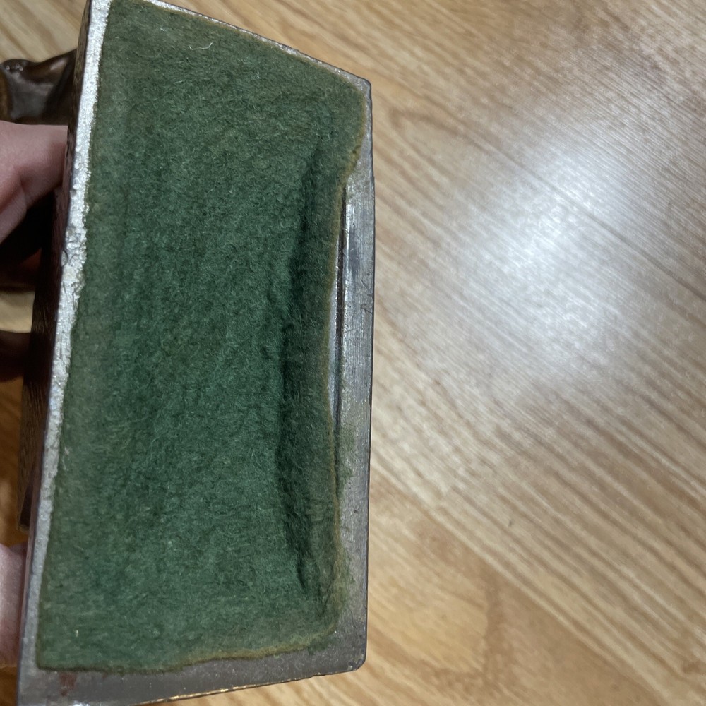 vintage book ends man on earth