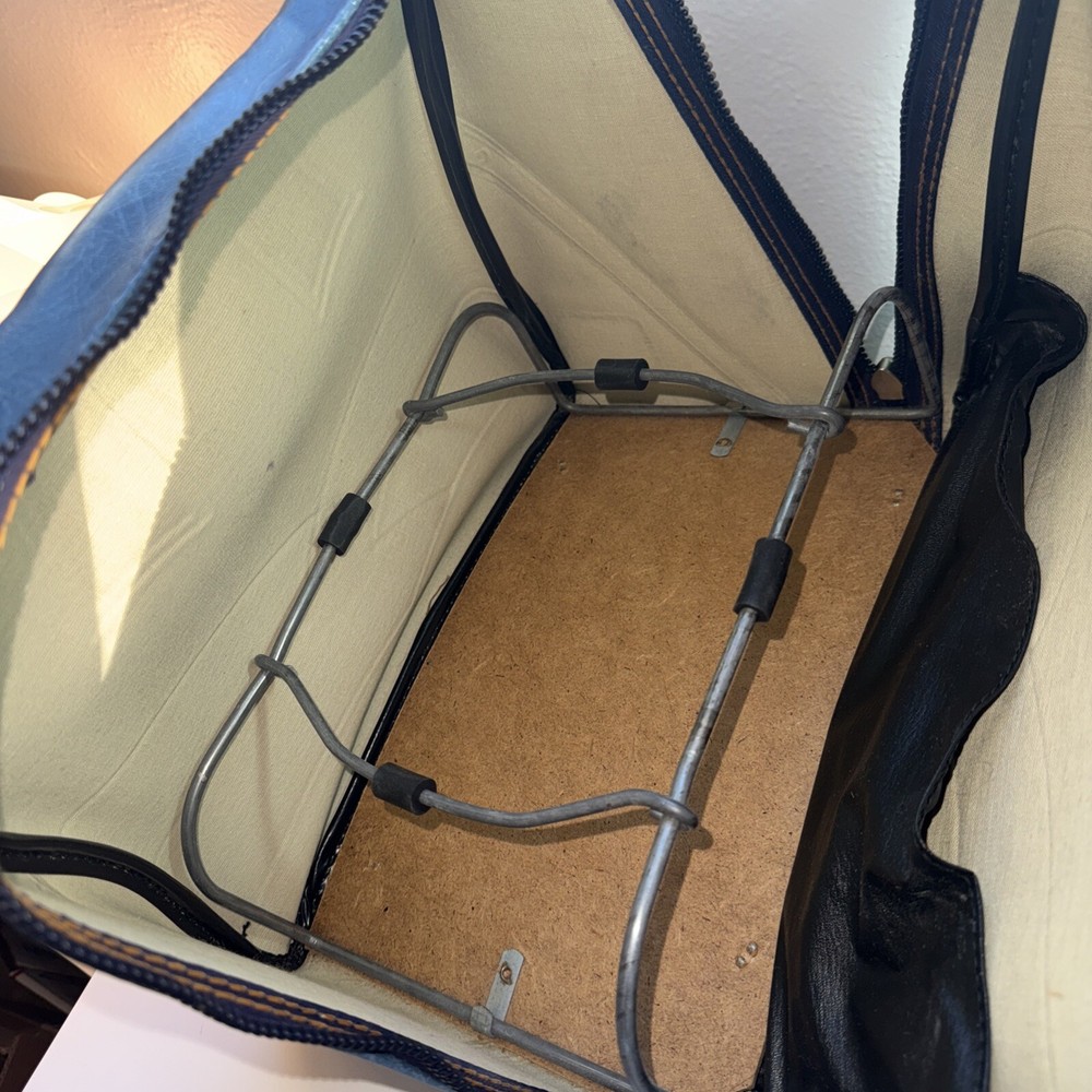 Scovill Vintage Blue Bowling Bag