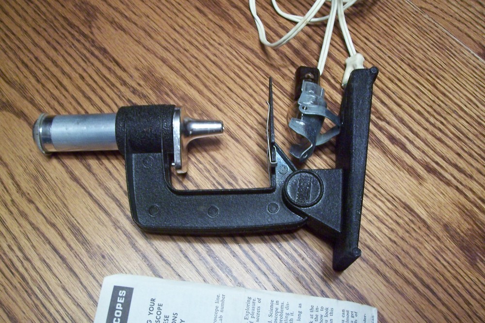 1960's Gilbert Youth Microscope with Instructions - No Slides