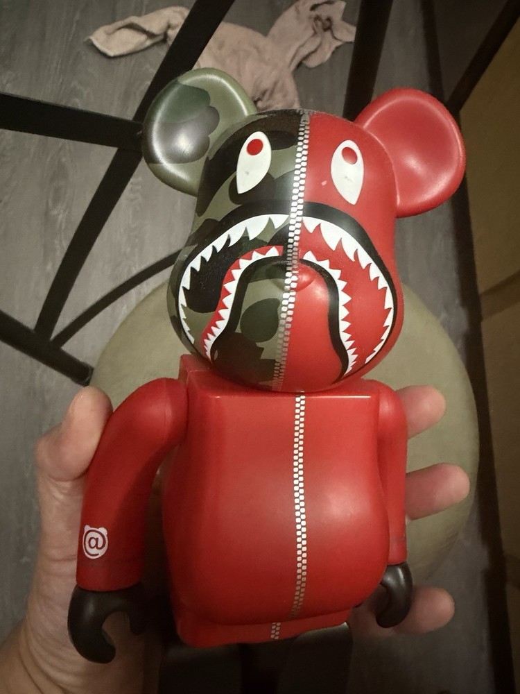 Bathing Ape Bearbrick Red Camo