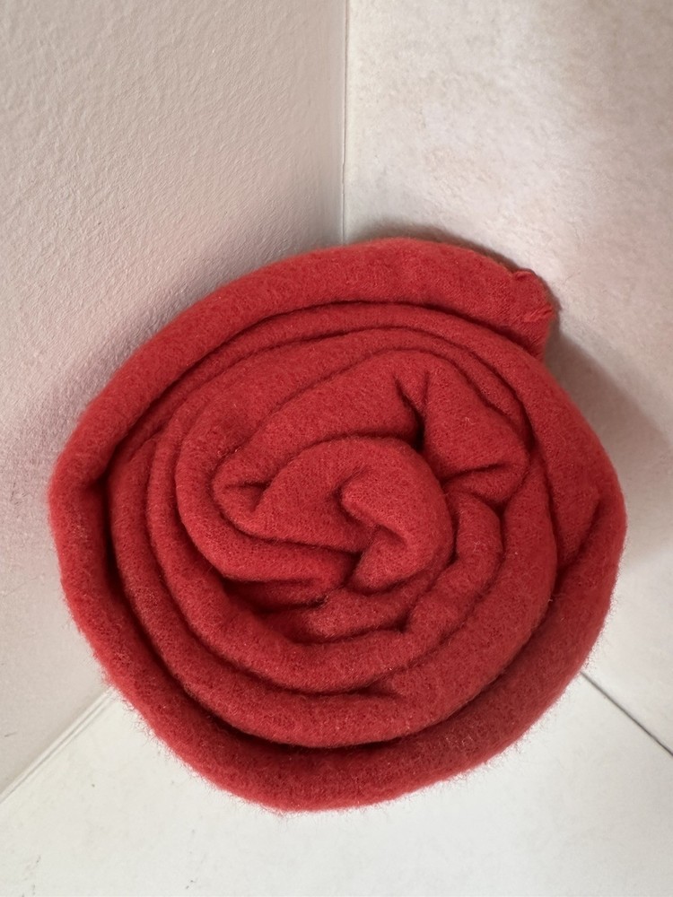 Mainstays Red Fleece Throw 50in x 60in