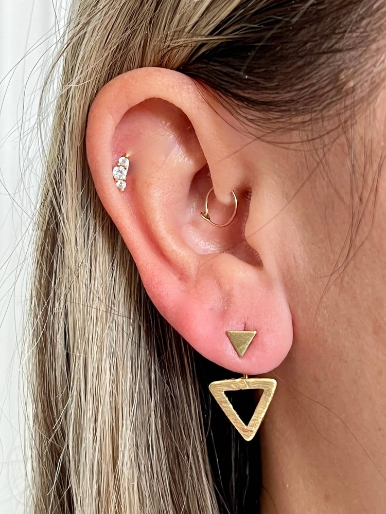 Brass Peekaboo Triangle Design Ear Jacket