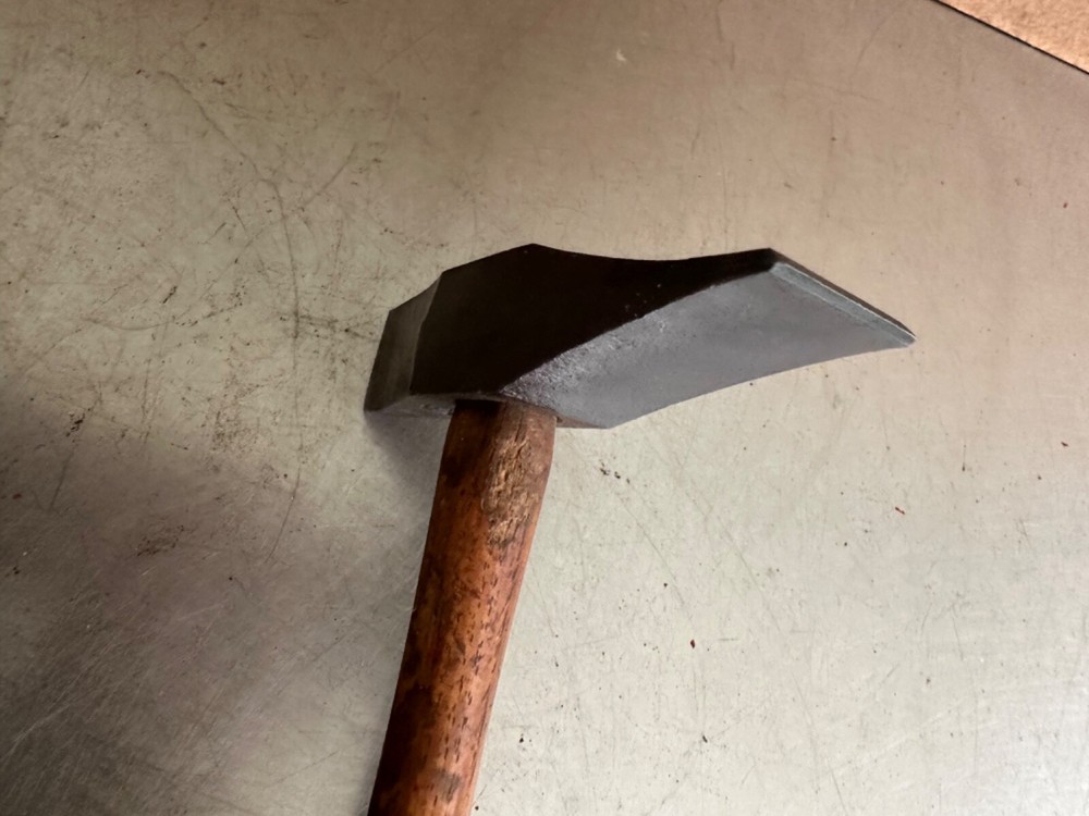 Vintage ATHA Scaling Hammer 1 Pound 5oz.