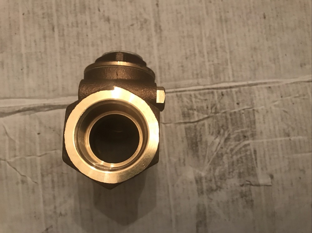 MILWAUKEE 1” BRASS LIFT CHECK VALVE 300 WOG THREADED