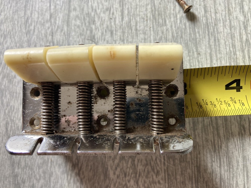 Dixon Vintage Bass Bridge