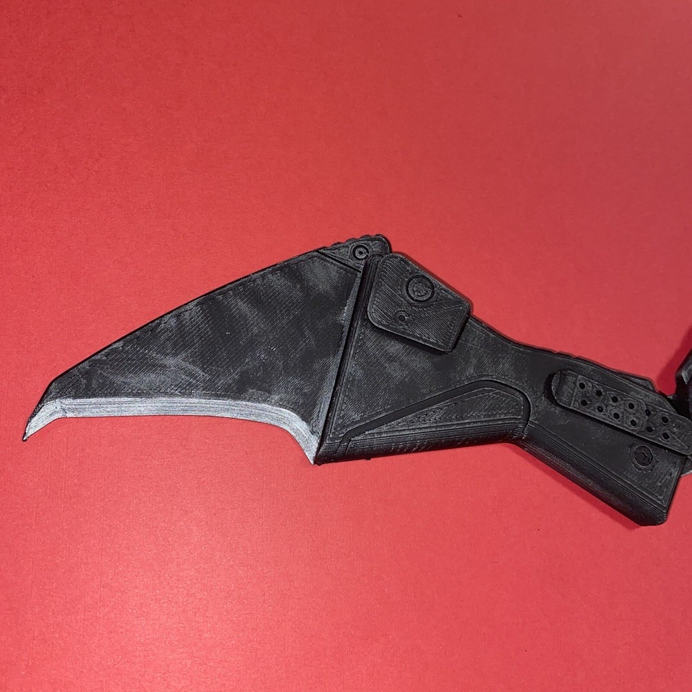 The Batman Movie Accurate Batarang!