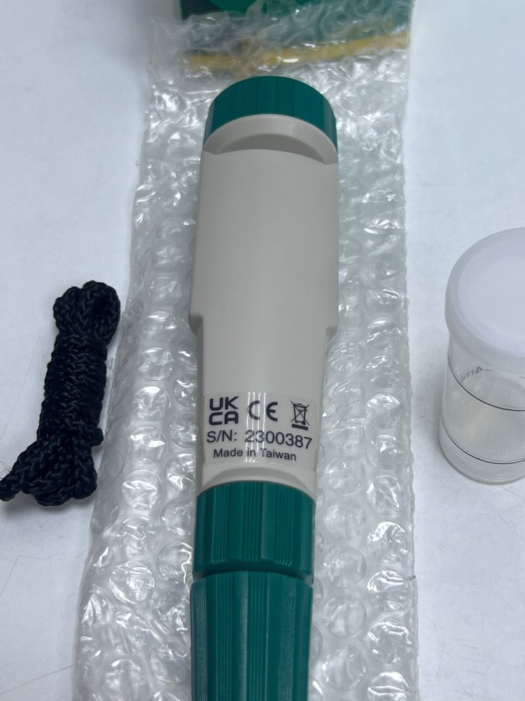 EXTECH PH100 EXSTIK WATERPROOF PH METER