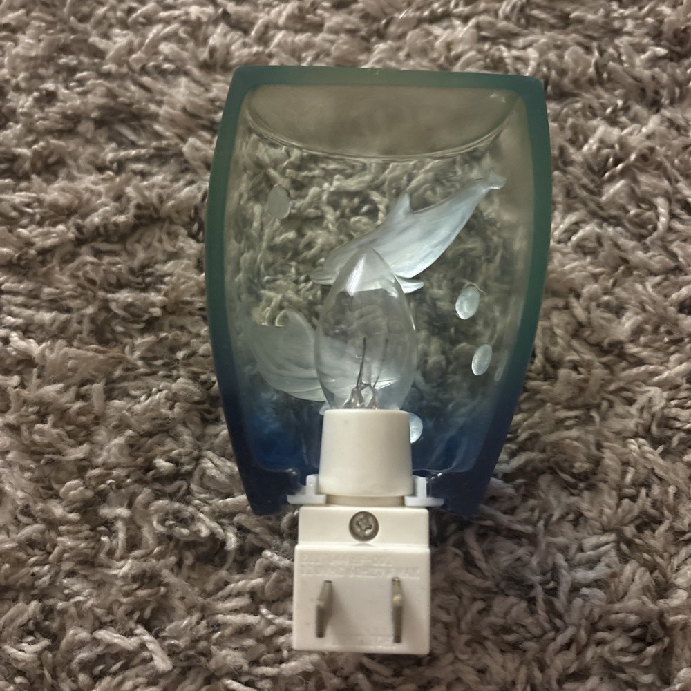 Dolphin theme nightlight
