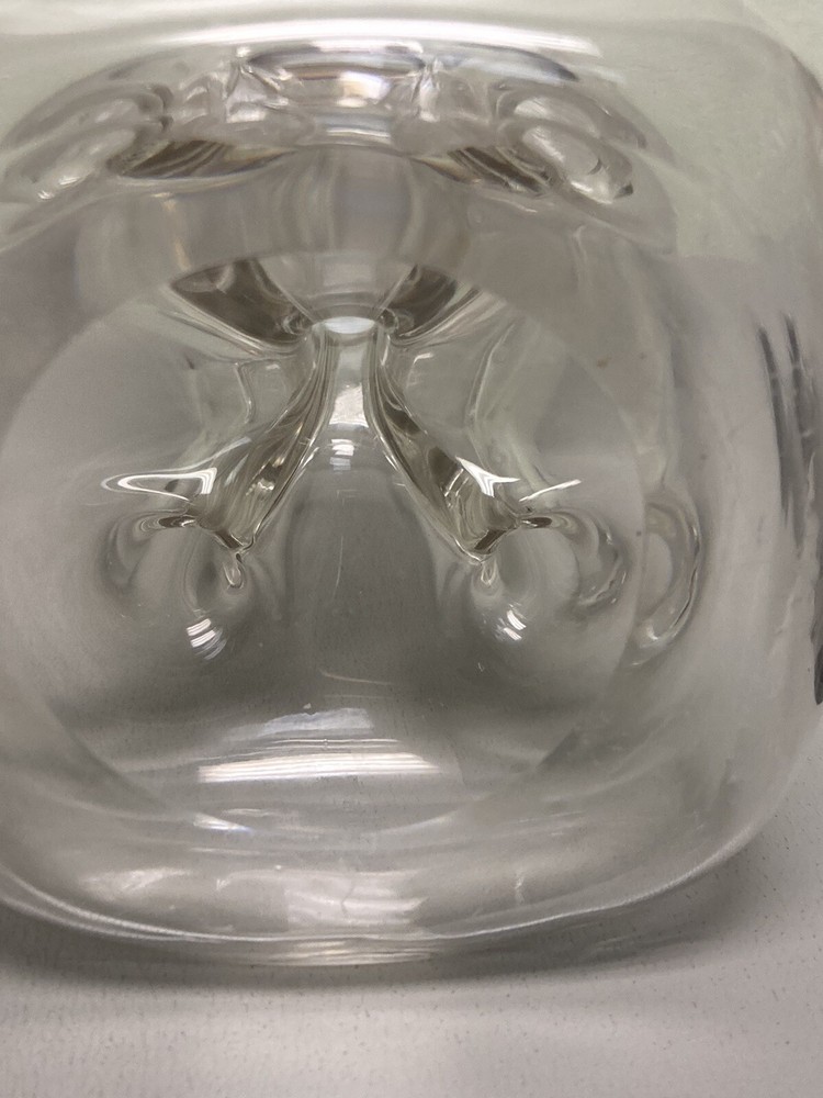 Jth Jhm London 1901 Decanter With Silver Top