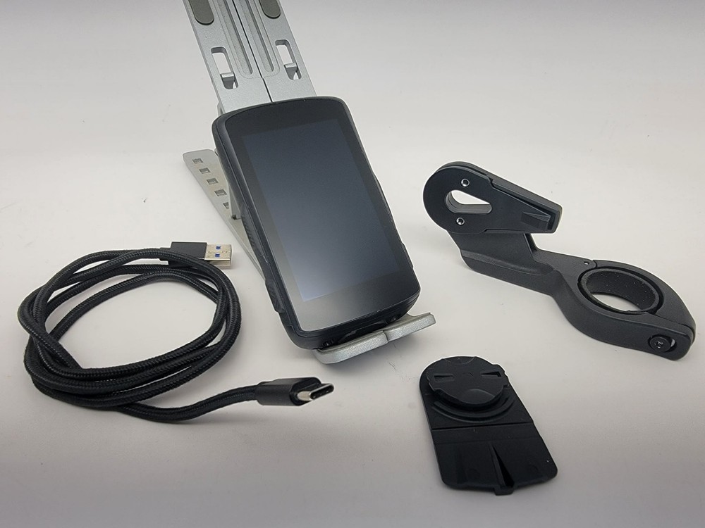 Hammerhead Karoo 2 GPS Cycling Computer Touchscreen WiFi Bluetooth ANT+ USED