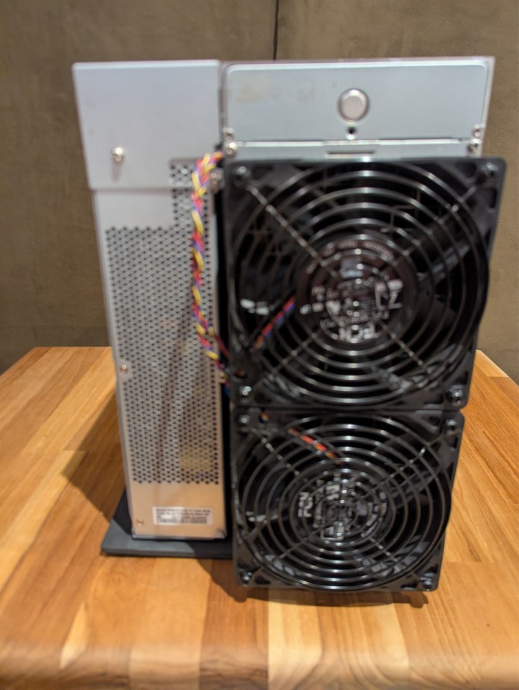 Bitmain Antminer S19JPro+ 117TH