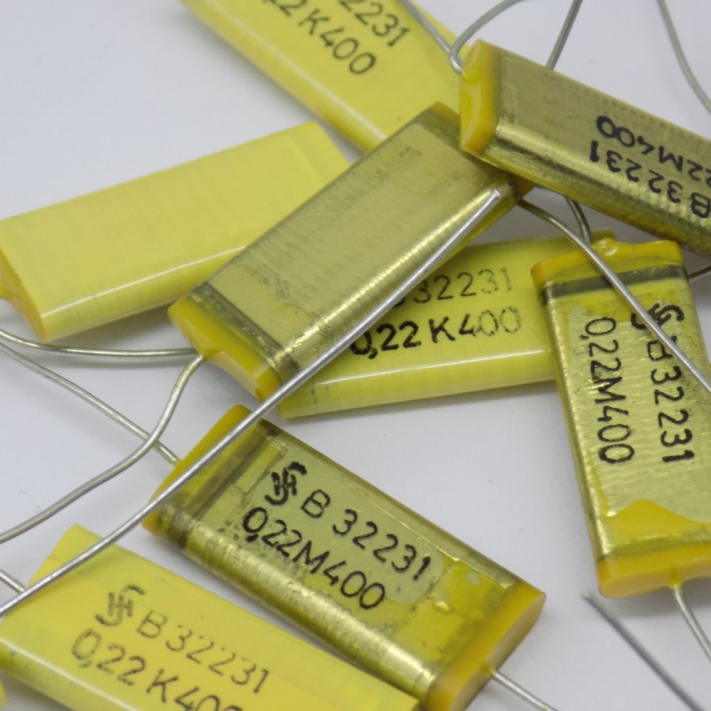 2x 0.22UF 10% 400V SIEMENS CAPACITORS