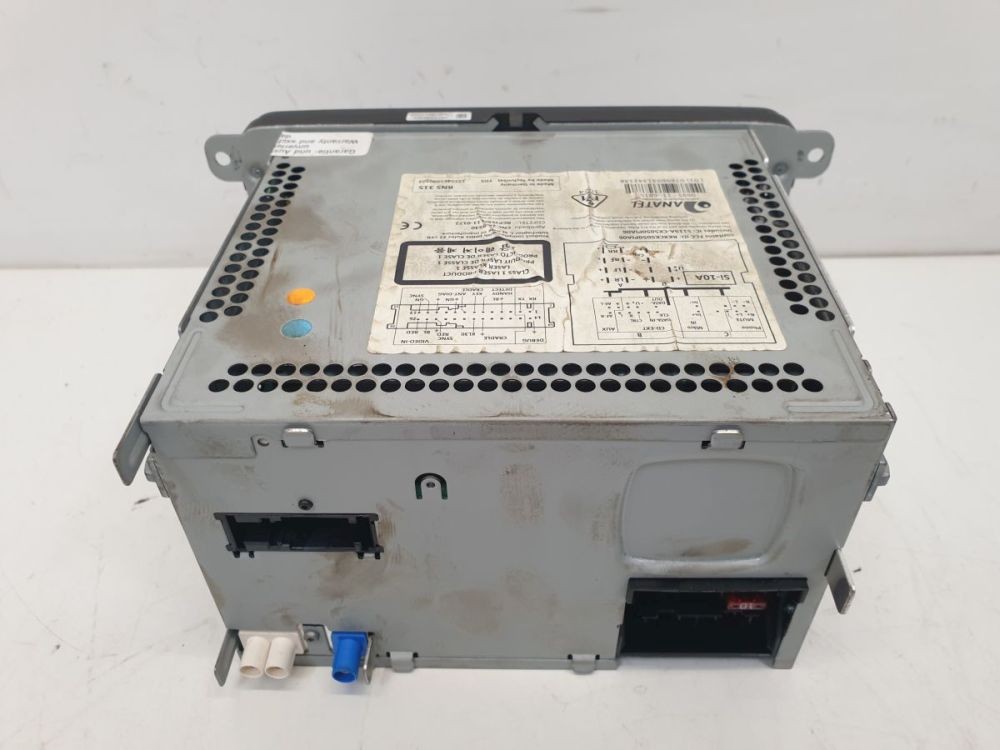 Radio/Navigation System - Combination This Radio Required An Code,
