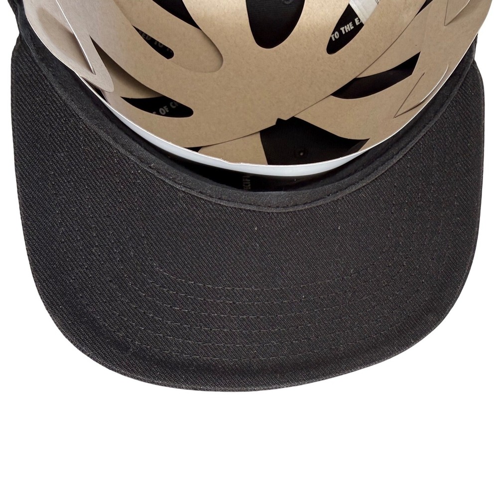 Nike Kids Snapback Hat Black White Logo Size 4-7 Adjustable Cap Polyester