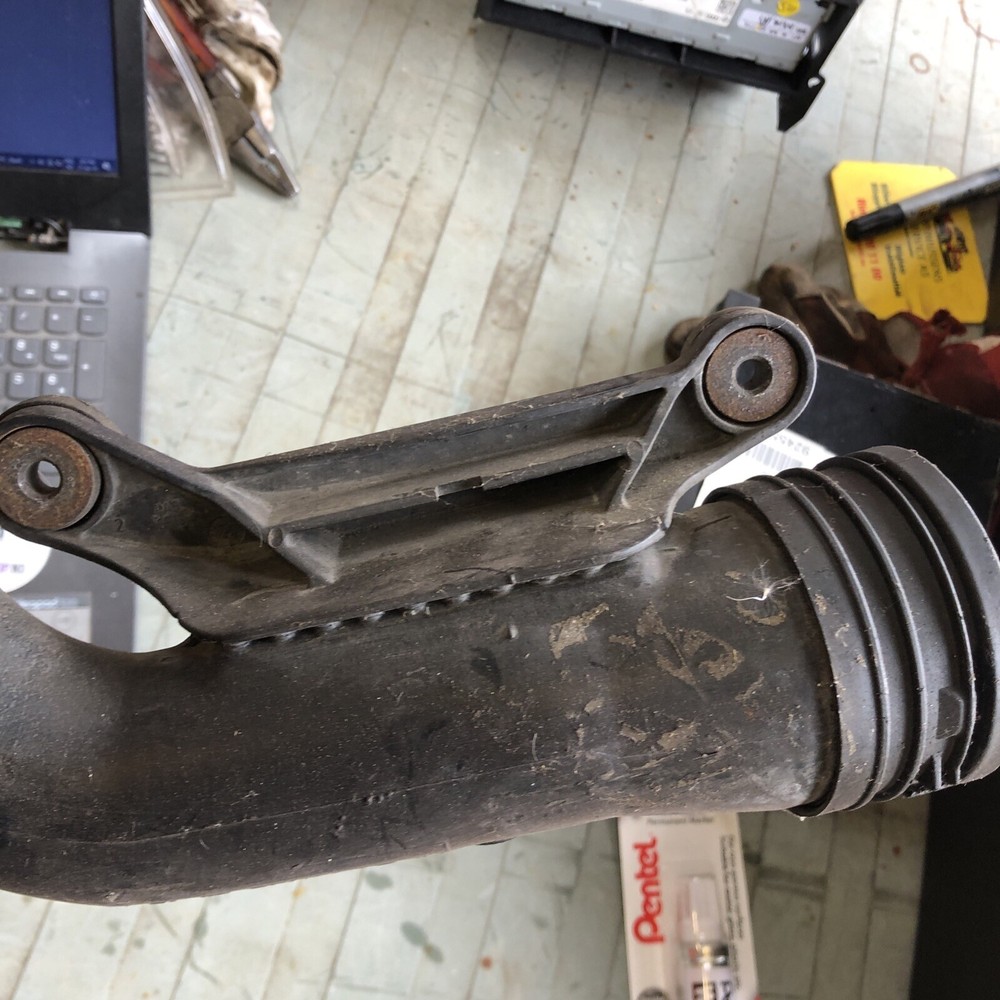 VW Audi intercooler pipe Box #64 1K0145762 Original