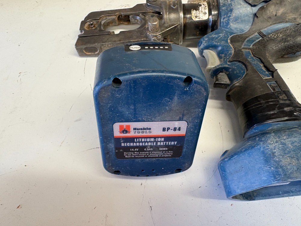*Video HUSKIE TOOLS REC-B658U COMPRESSION TOOL BP-84 BATTERY