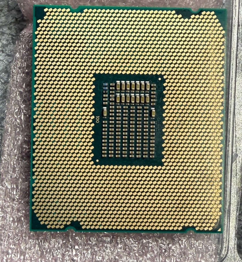 Intel Xeon W-2245 8-Core LGA2066 3.90GHz Processor SRH02