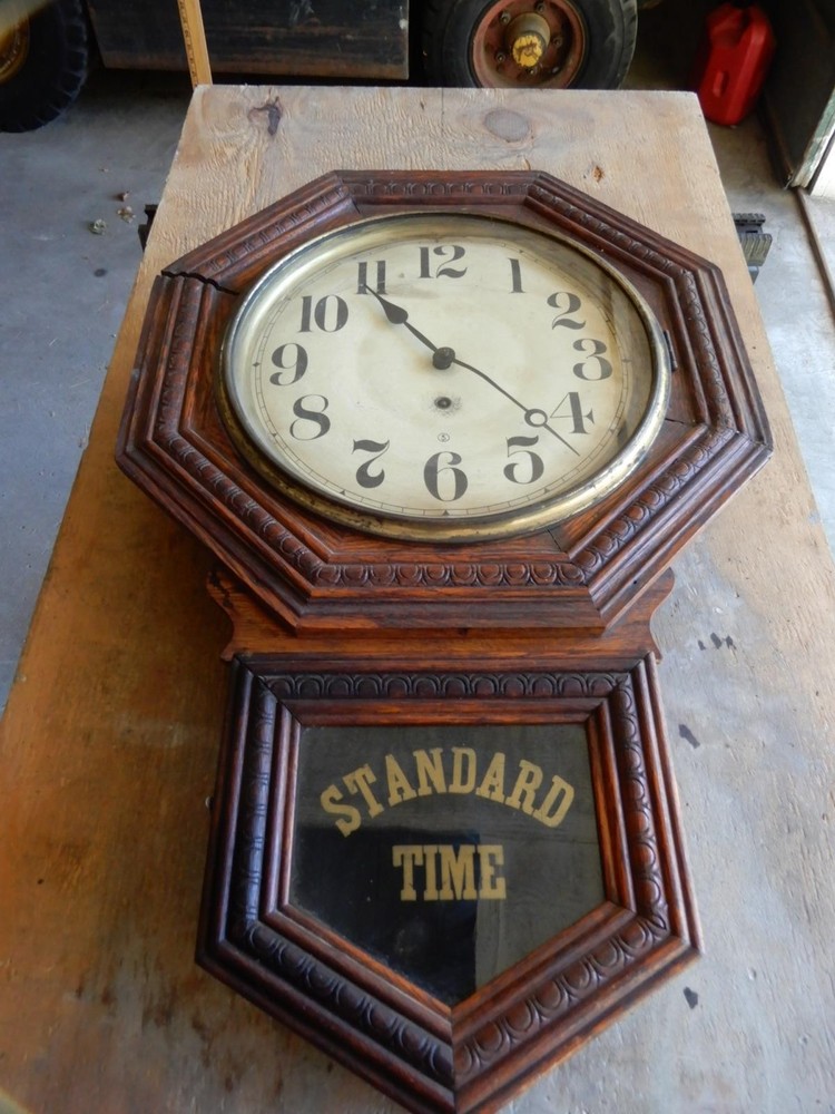 ANTIQUE OAK REGULATOR WALL CLOCK
