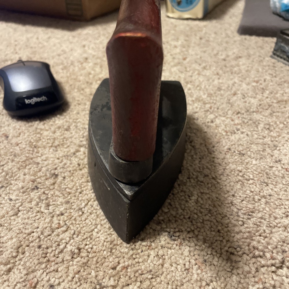 Cast Iron SAD Iron With Removable Handle Vintage