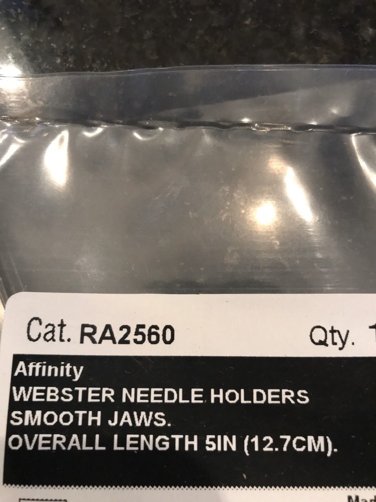 Carefusion RA2560 Affinity Webster Needle Holders Smooth Jaws. 5in/12.7cm