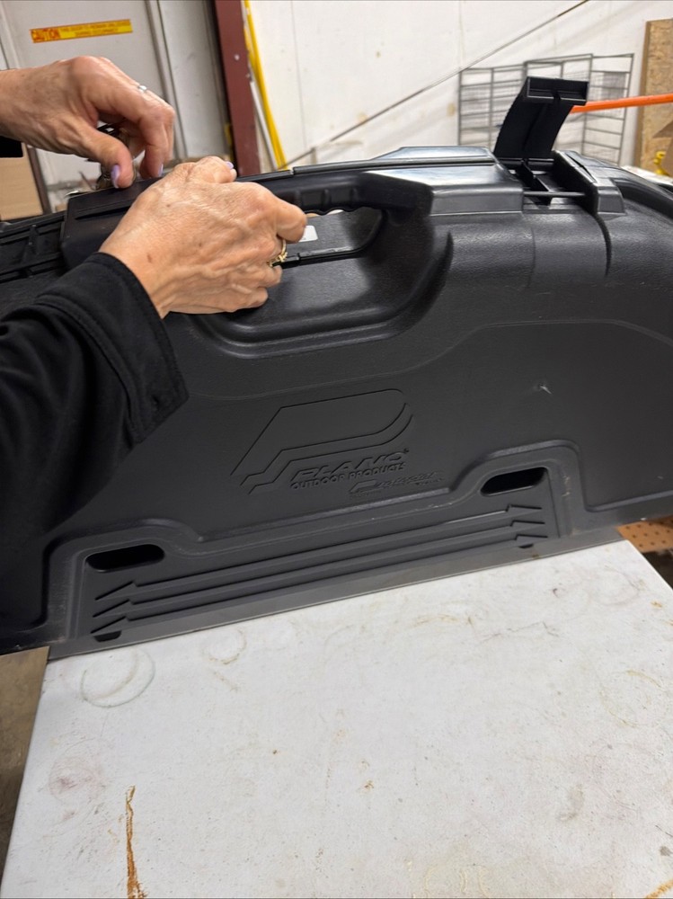 Plano Protector Series 49 inch Black Bow Case - 111100