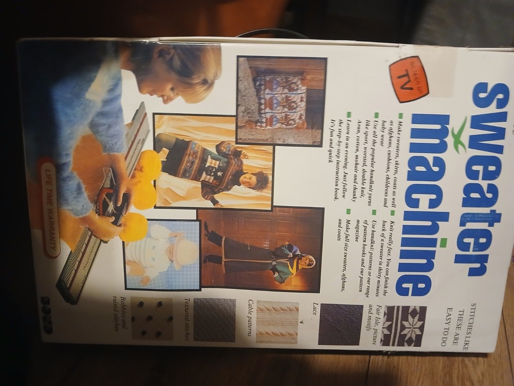 Bond Incredible Sweater Machine Knitting Machine - Black