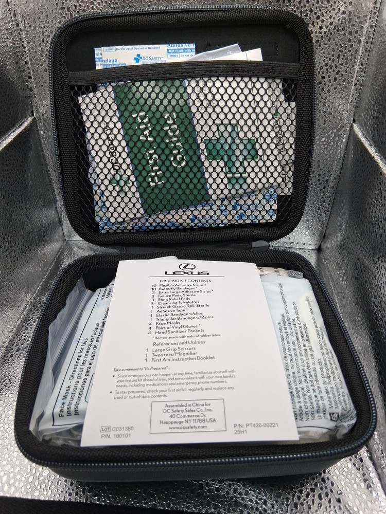 Lexus First Aid Kit 72089-YY060-A Brand New In Hard Case