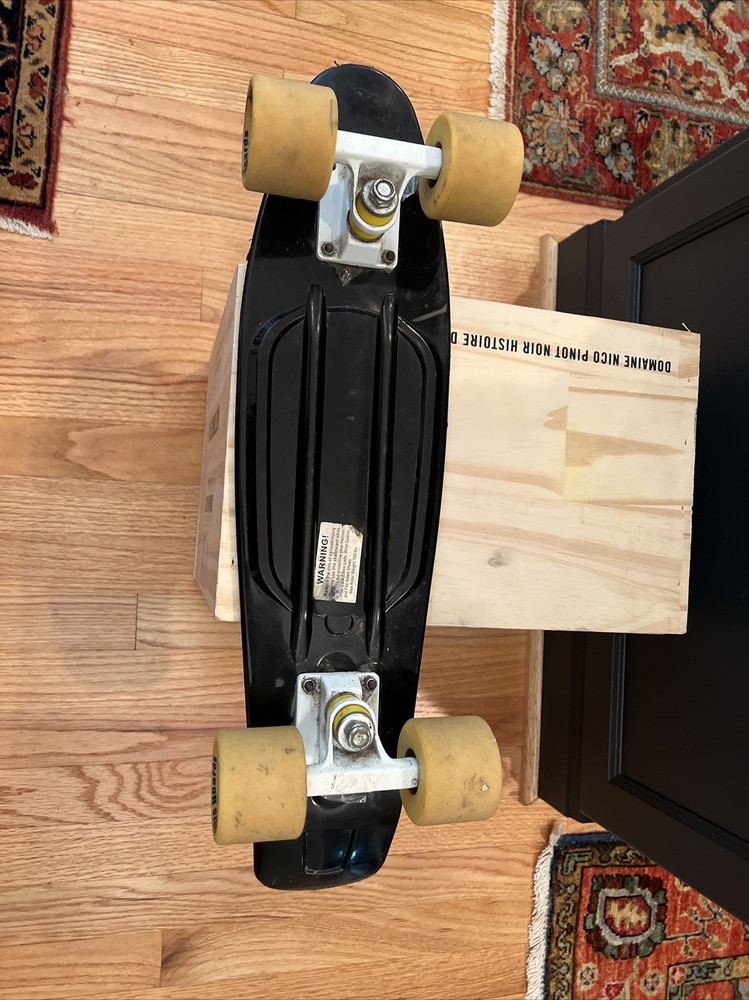 Retro Boards Mini Cruiser 21.5” Skateboard Black