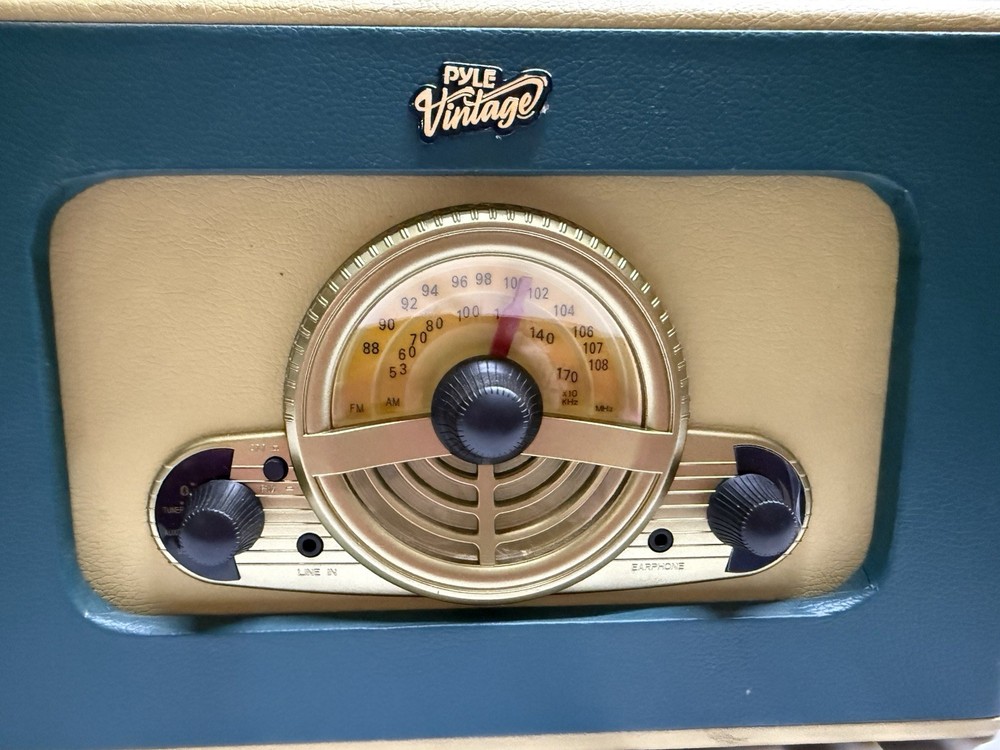 Pyle Bluetooth Vintage Classic Style Turntable Speaker System Record Player